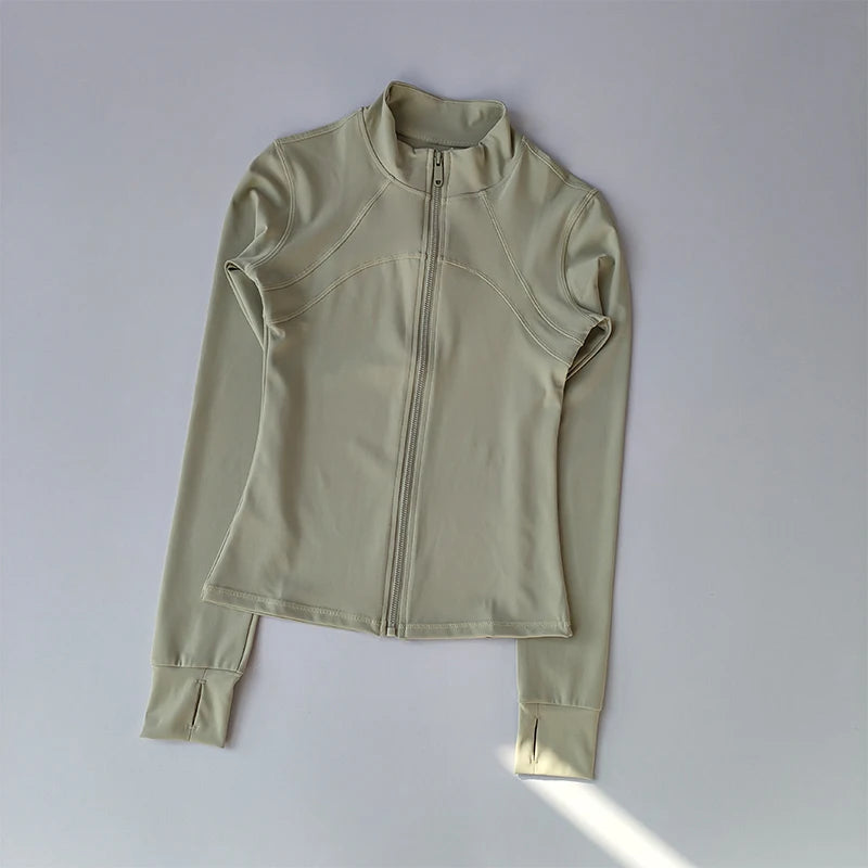 Windproof Long Sleeved Sports Jacket