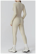 SculptFit Women's Seamless Active Set – Long Sleeve Zip Jacket & Leggings